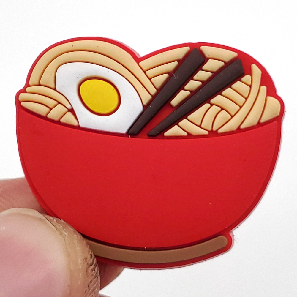 スナックシリーズのPVC靴チャーム、漫画のベビーベッド、飲料 - Xmas Food Snacks のレビューと価格